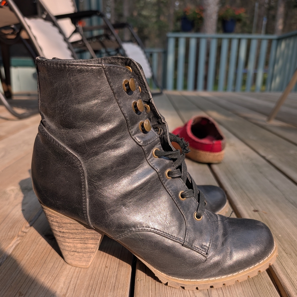 Chelsea Crew Black Vegan Leather Ankle Boots